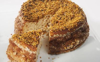 Tarta de Miel, Requesón y Kéfir con Polen